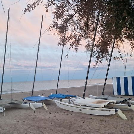 Incredible Seafront With Sunrise And Sunset Views Lejlighed Benicàssim Eksteriør billede